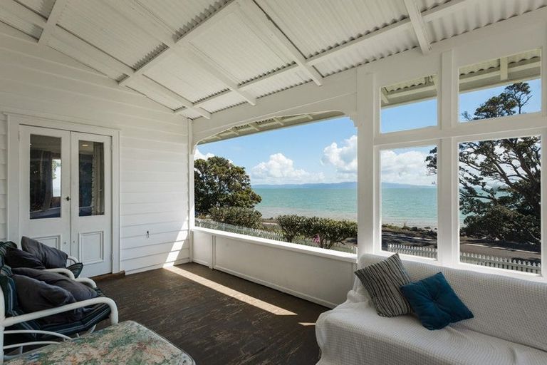 Photo of property in 300 Thames Coast Sh25 Road, Thornton Bay, Thames, 3575