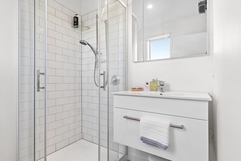 Photo of property in 62 Mcmaster Street, Greytown, 5712