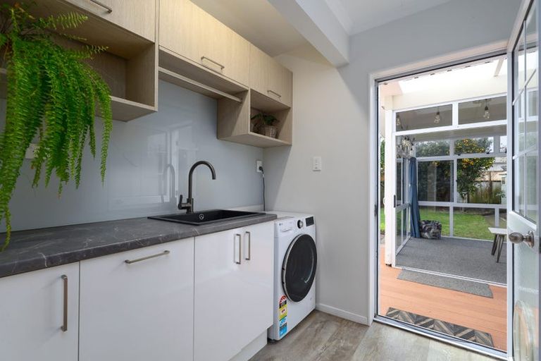 Photo of property in 27 Giblin Street, Richmond, 7020