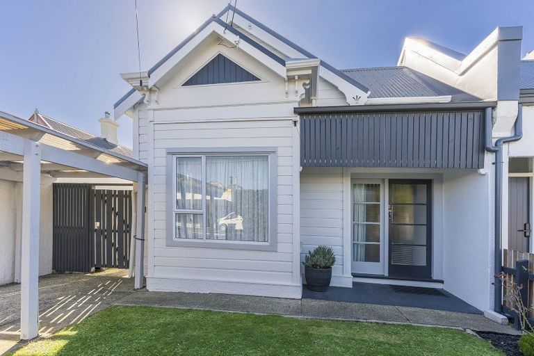 Photo of property in 37 Prince Albert Road, Saint Kilda, Dunedin, 9012