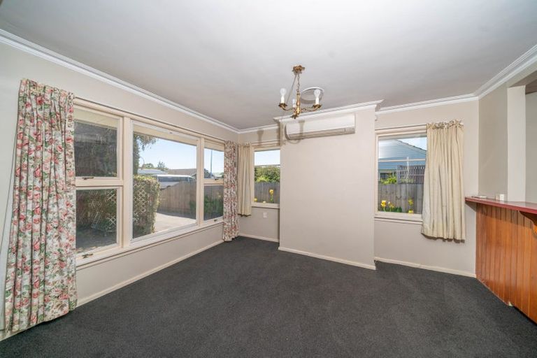 Photo of property in 2/60 Grahams Road, Burnside, Christchurch, 8041