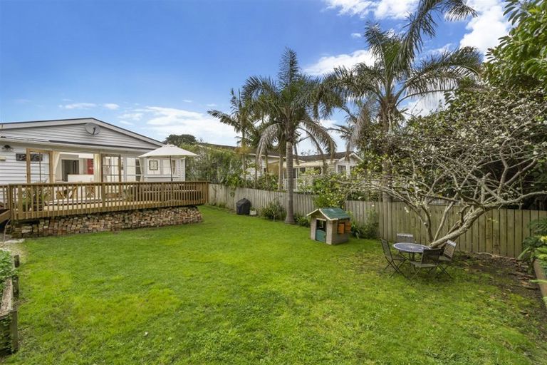 Photo of property in 28 Egremont Street, Belmont, Auckland, 0622