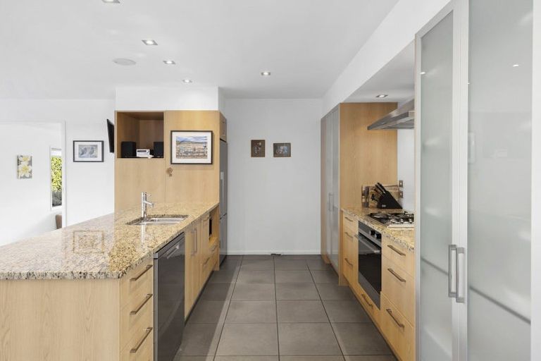 Photo of property in 15 Jessies Crescent, Wanaka, 9305