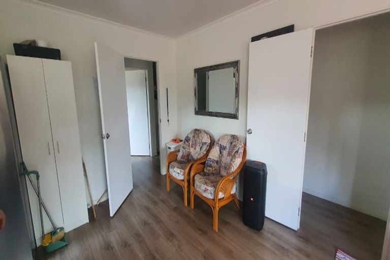 Photo of property in 9 Neesons Way, Glendene, Auckland, 0602