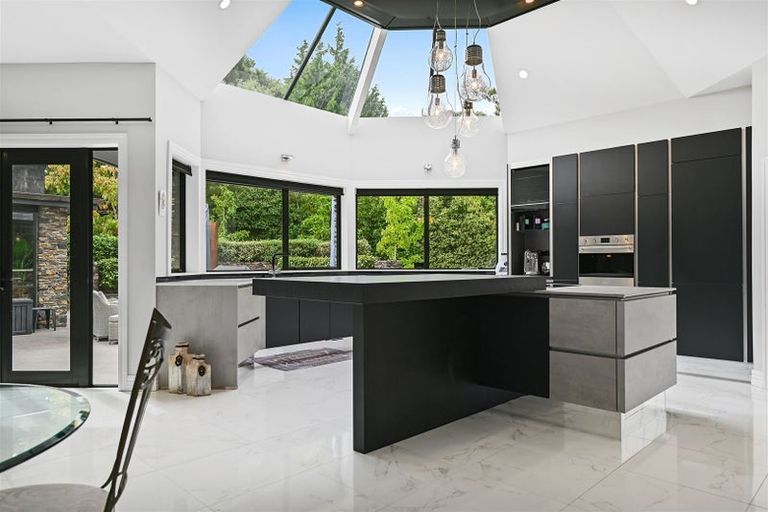 Photo of property in 127 Regent's Park Drive, Casebrook, Christchurch, 8051