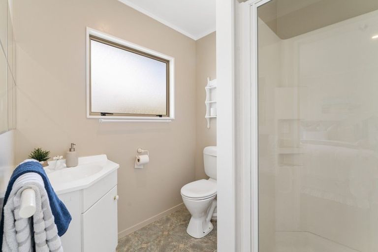 Photo of property in 43 Weggery Drive, Waikanae Beach, Waikanae, 5036
