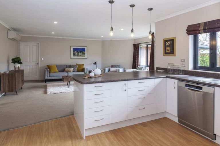 Photo of property in 30 Pewter Place, Northwood, Christchurch, 8051