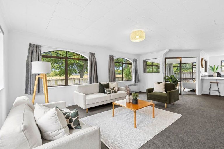 Photo of property in 28 Taylor Street, Cambridge, 3434