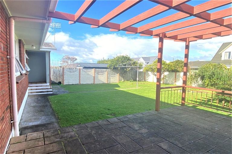 Photo of property in 25 Hinewa Road, Otumoetai, Tauranga, 3110