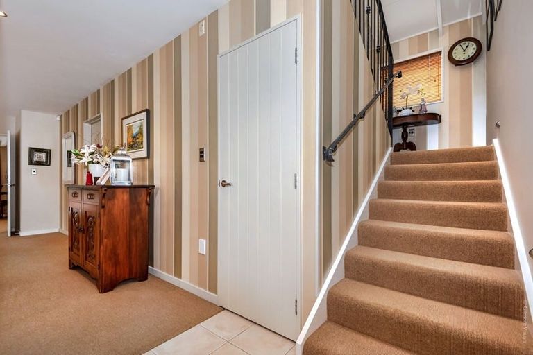 Photo of property in 11a Prossers Road, Saint Martins, Christchurch, 8022