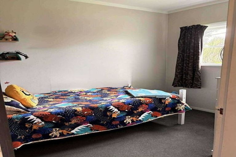 Photo of property in 1/27 Athlone Crescent, Avalon, Lower Hutt, 5011