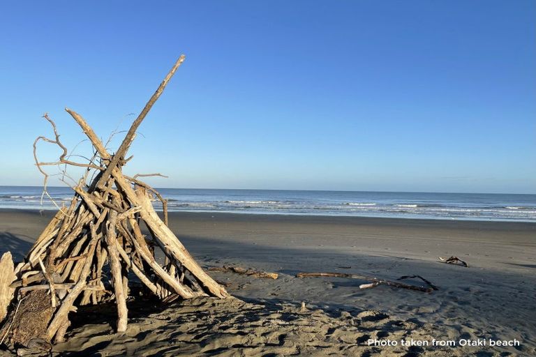 Photo of property in 44a Moana Street, Otaki Beach, Otaki, 5512