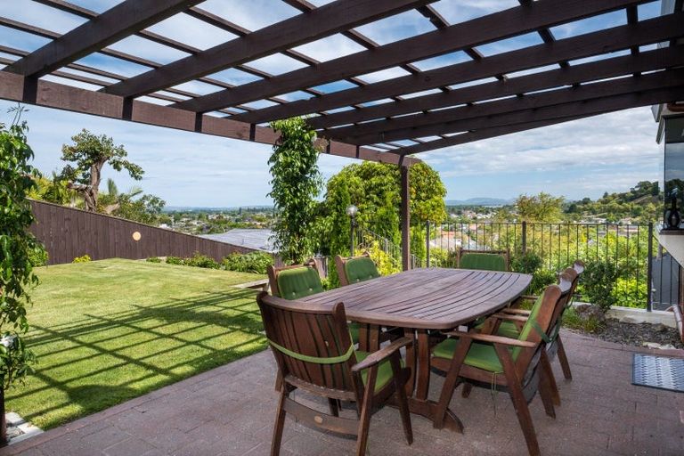 Photo of property in 9 Cumberland Rise, Taradale, Napier, 4112