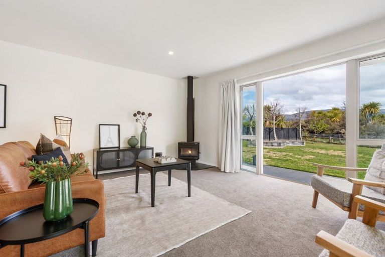 Photo of property in 17 Hunt Place, Albert Town, Wanaka, 9305
