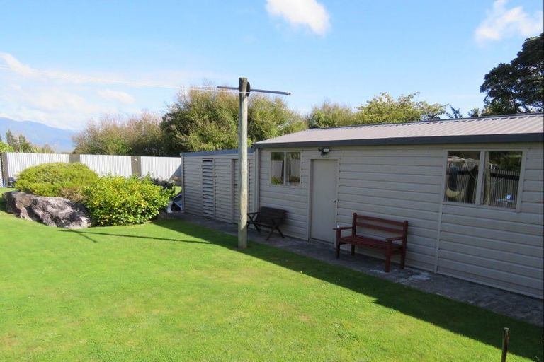 Photo of property in 16 Forbes Street, Westport, 7825