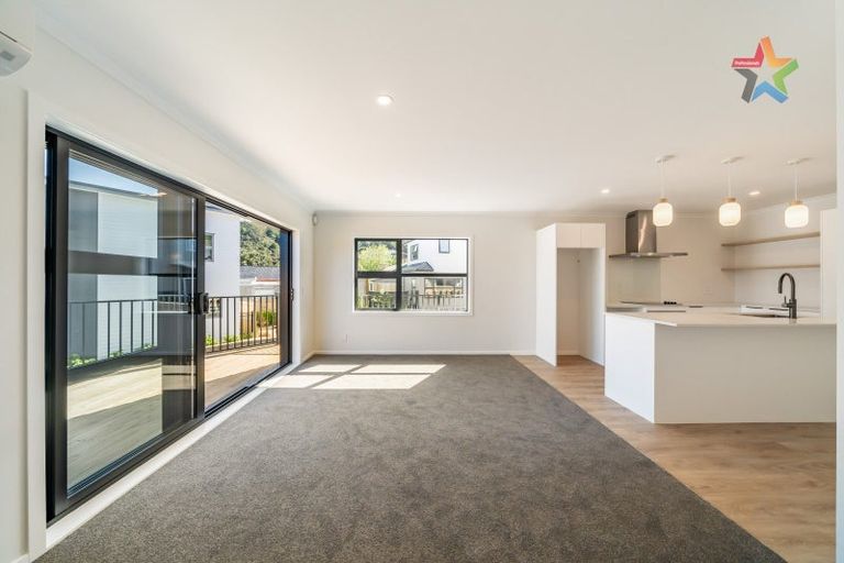 Photo of property in 3/1 Helvetia Grove, Naenae, Lower Hutt, 5011