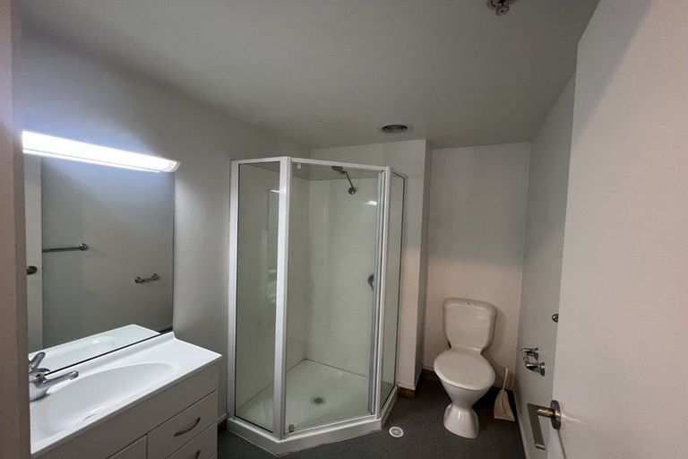 Photo of property in Orange Apartments/victoria Centr, 902/169 The Terrace, Wellington Central, Wellington, 6011