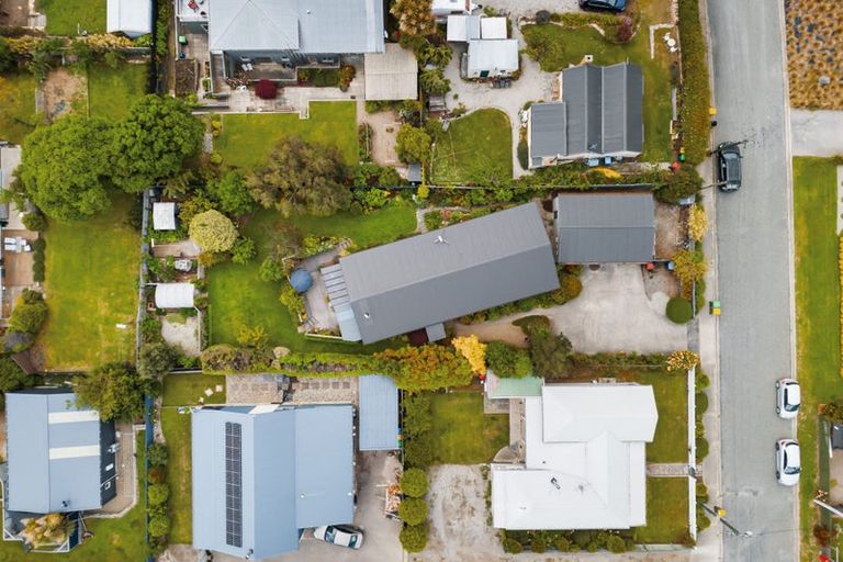 Photo of property in 1 Donegal Street, Cromwell, 9310