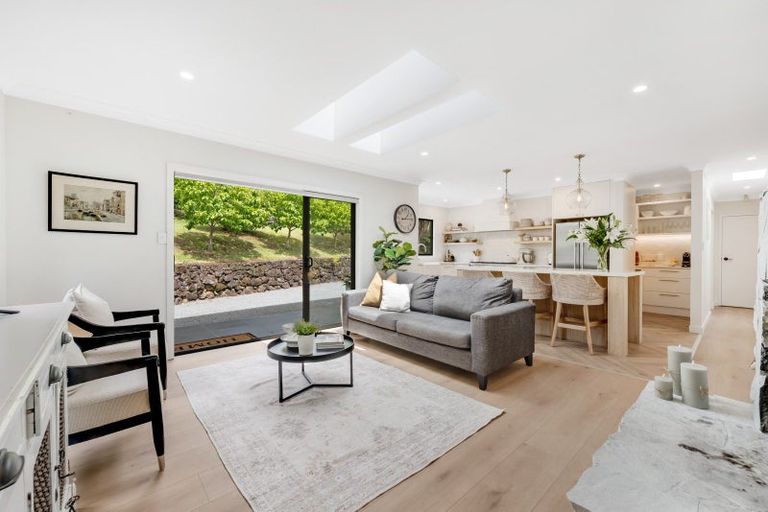 Photo of property in 18 Ara-kotinga, Whitford, Manurewa, 2576