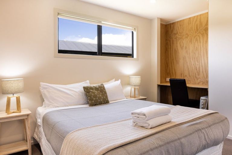 Photo of property in 4 Rodman Lane, Lake Tekapo, 7999
