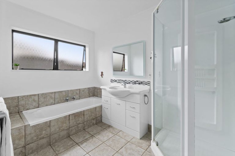 Photo of property in 13c Nelson Street, Papakura, 2110