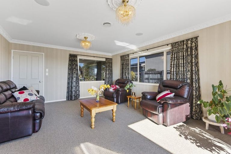 Photo of property in 9a Manukaka Heights, Hurdon, New Plymouth, 4310