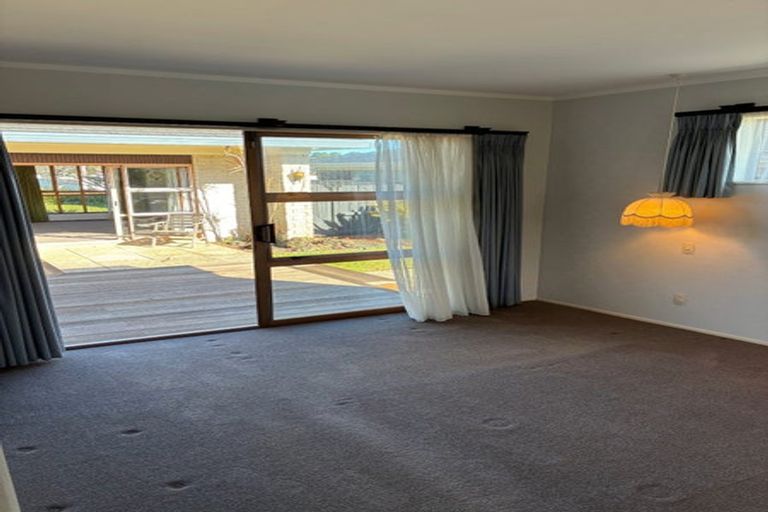 Photo of property in 10 The Spinney, Pahurehure, Papakura, 2113