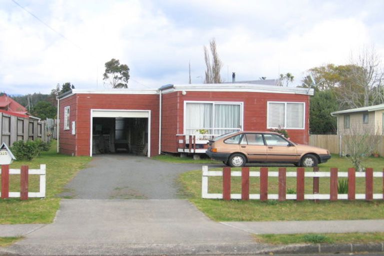 Photo of property in 325 Otahu Road, Whangamata, 3620