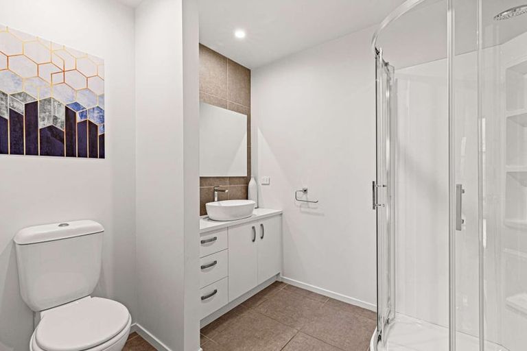 Photo of property in 14 Rauta Way, Helensville, 0800