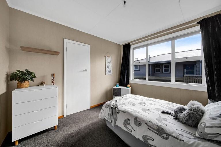 Photo of property in 11 Manawapou Road, Hawera, 4610