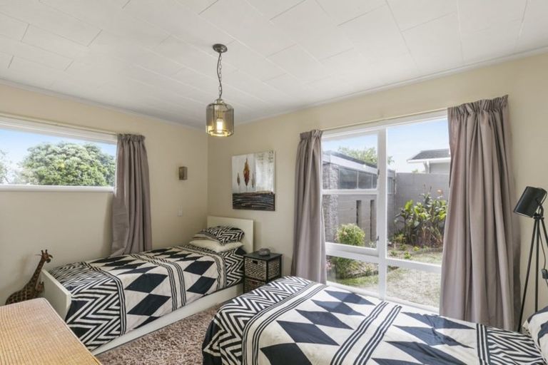 Photo of property in 28 The Quarterdeck, Whitby, Porirua, 5024