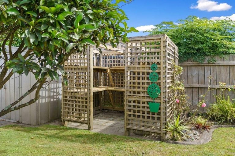 Photo of property in 122 Santa Monica Drive, Papamoa Beach, Papamoa, 3118