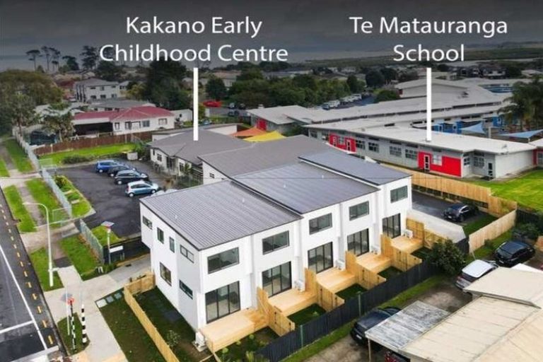 Photo of property in 87 Palmers Road, Clendon Park, Auckland, 2103