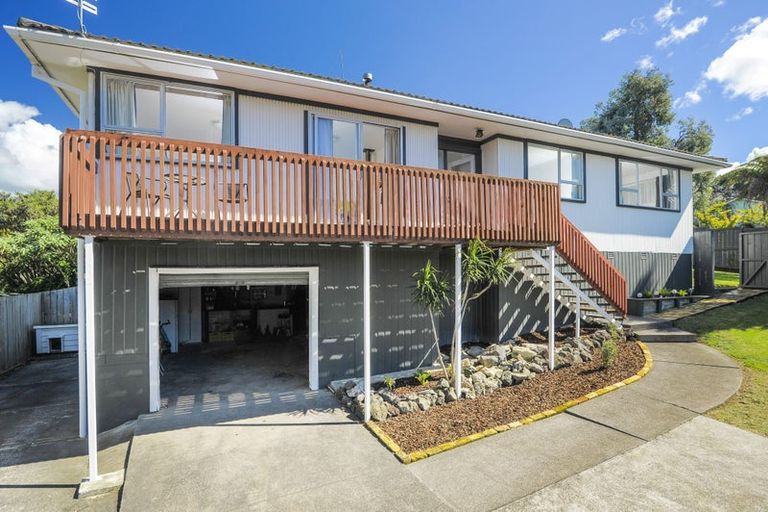 Photo of property in 47 Helena Street, Massey, Auckland, 0614