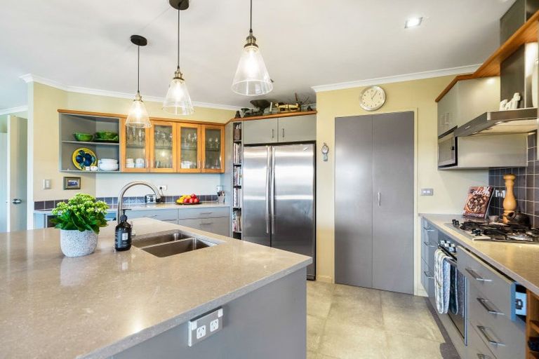 Photo of property in 47 Broadwood Rise, Kumeu, 0892