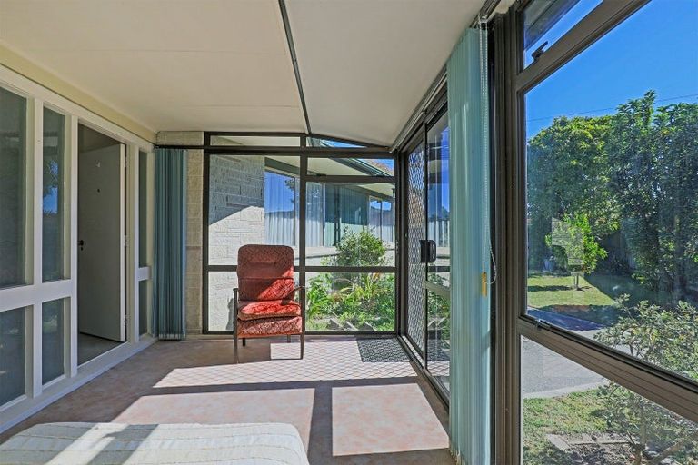 Photo of property in 23 Avondale Road, Taradale, Napier, 4112