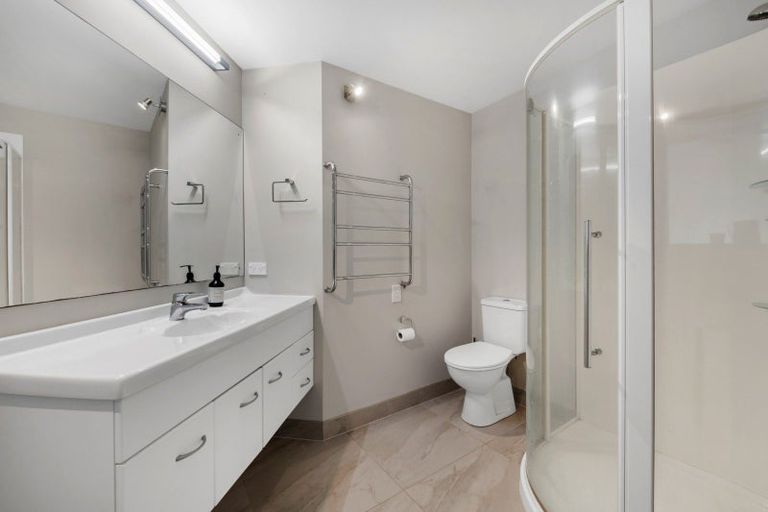 Photo of property in 16 Grove Lane, Pakuranga, Auckland, 2010