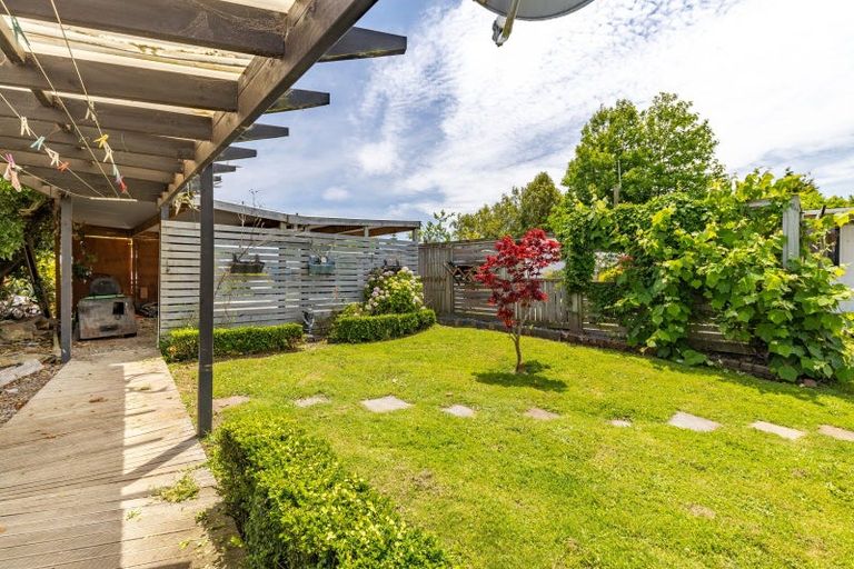 Photo of property in 14 Ngareta Street, Marton, 4710