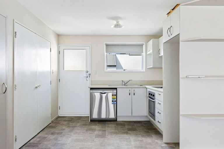 Photo of property in 2/479 Madras Street, St Albans, Christchurch, 8014