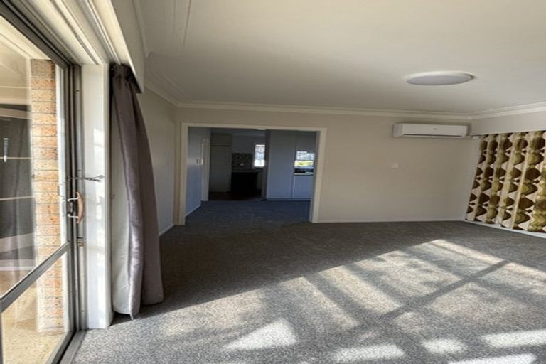 Photo of property in 2/35 Huia Road, Papatoetoe, Auckland, 2025