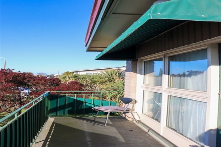 Photo of property in 2/46 Evans Street, Maori Hill, Timaru, 7910