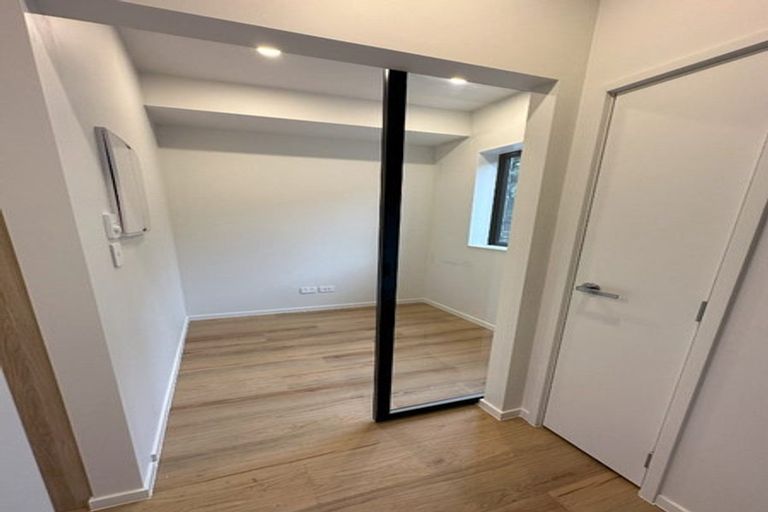 Photo of property in 49 Erina Road, Wiri, 2104
