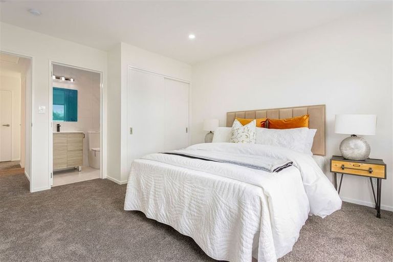 Photo of property in 4/20 Metcalfe Road, Ranui, Auckland, 0612
