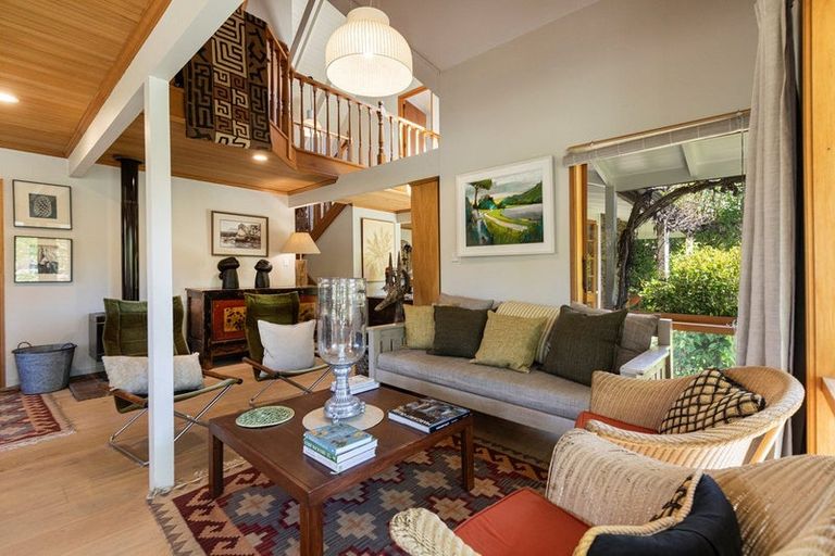 Photo of property in 9 Hunter Crescent, Wanaka, 9305