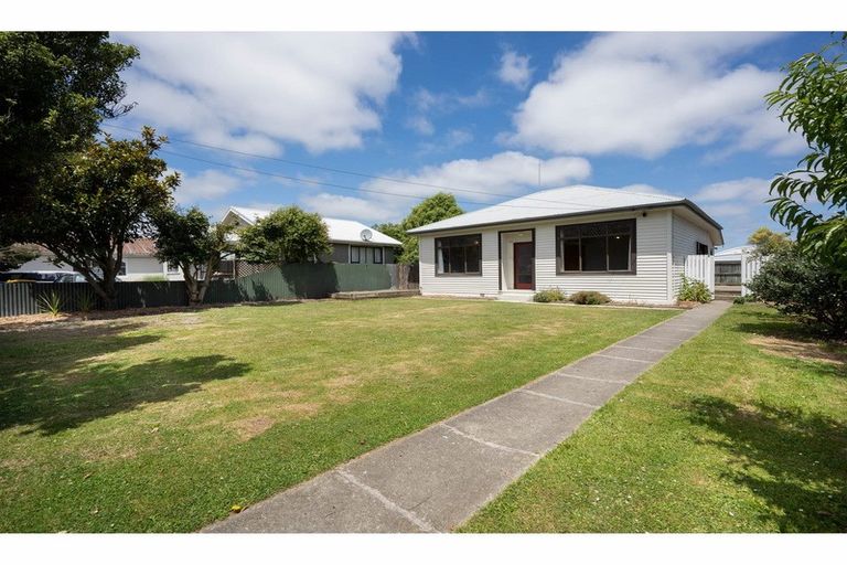 Photo of property in 52 Donegal Street, Belfast, Christchurch, 8051