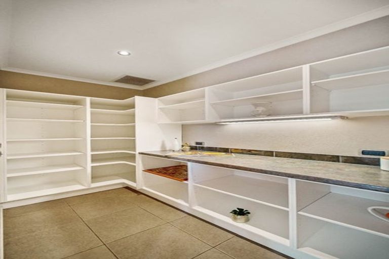 Photo of property in 131 Foster Road, Kumeu, 0891