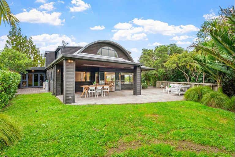 Photo of property in 33 Tongue Farm Road, Matakana, Warkworth, 0985