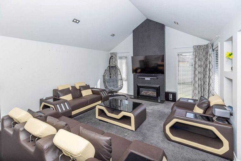 Photo of property in 15 Naomi Place, Cambridge, 3434