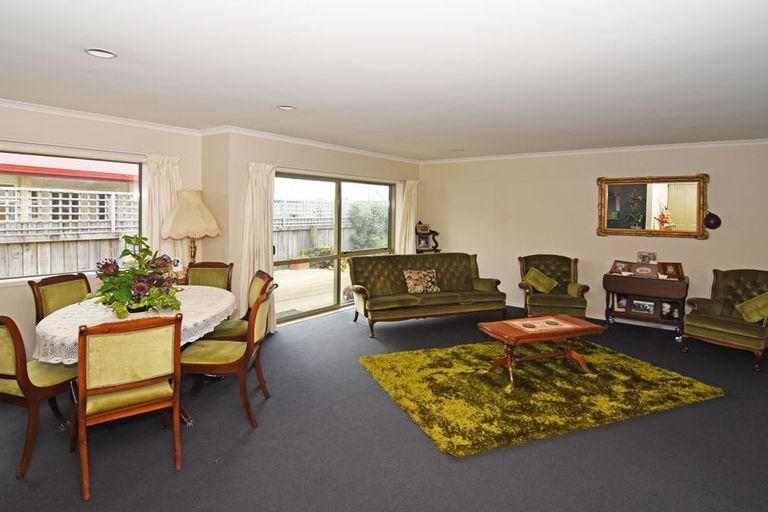 Photo of property in 143b Dixon Street, Masterton, 5810