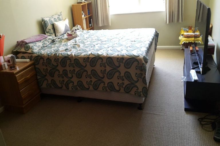 Photo of property in 1/26 Solway Avenue, Ilam, Christchurch, 8041